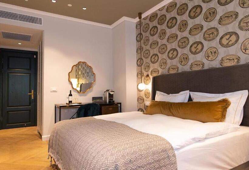 Zamarin Hotel & Spa