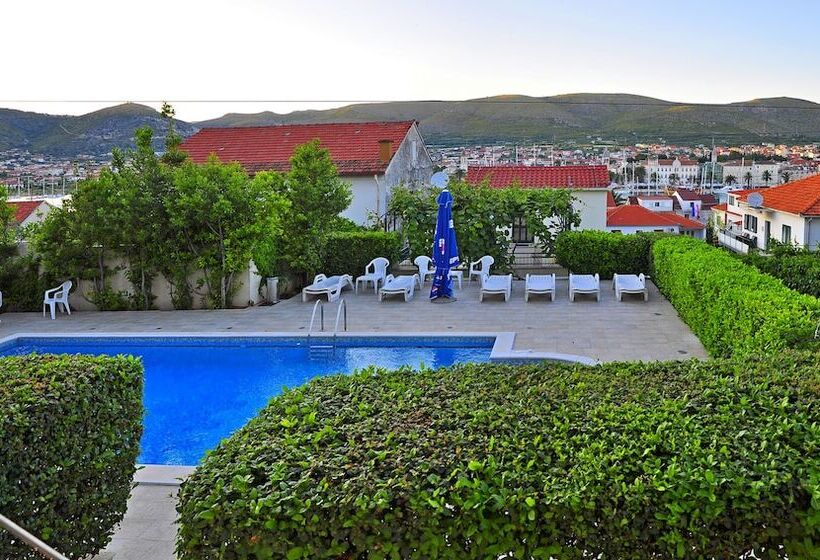 پانسیون House Bakica