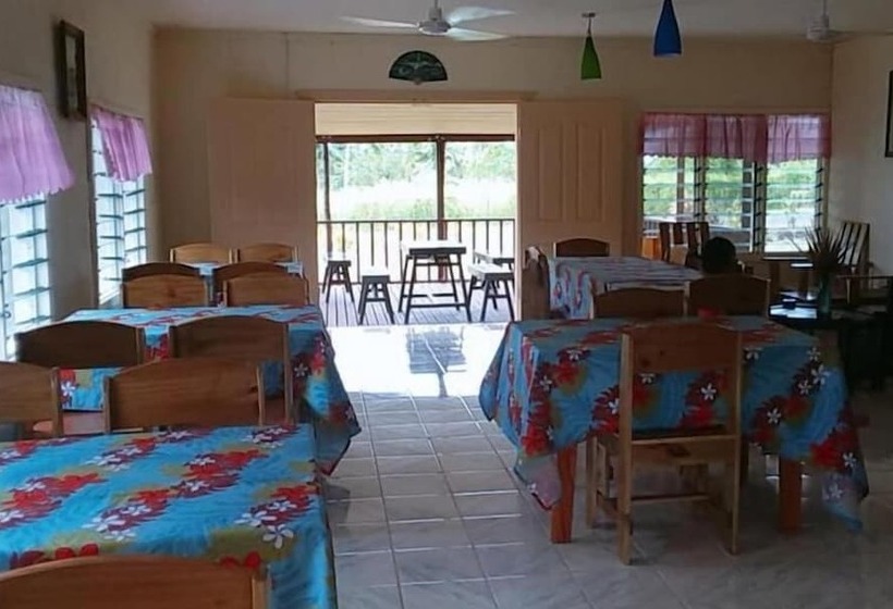 Transit Motel   Hostel