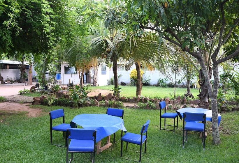 فندق Bb Tributary