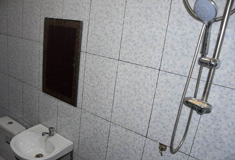 فندق Bb Tributary