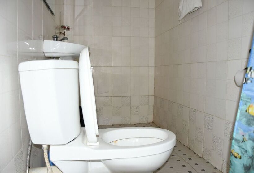 فندق Bb Tributary