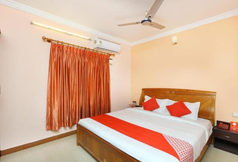 هتل Dreams Manor By Oyo Rooms