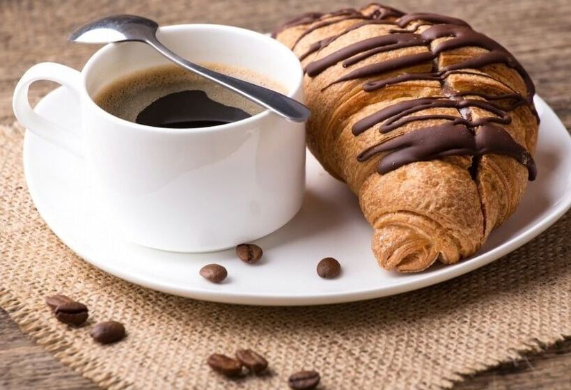 فندق Korona