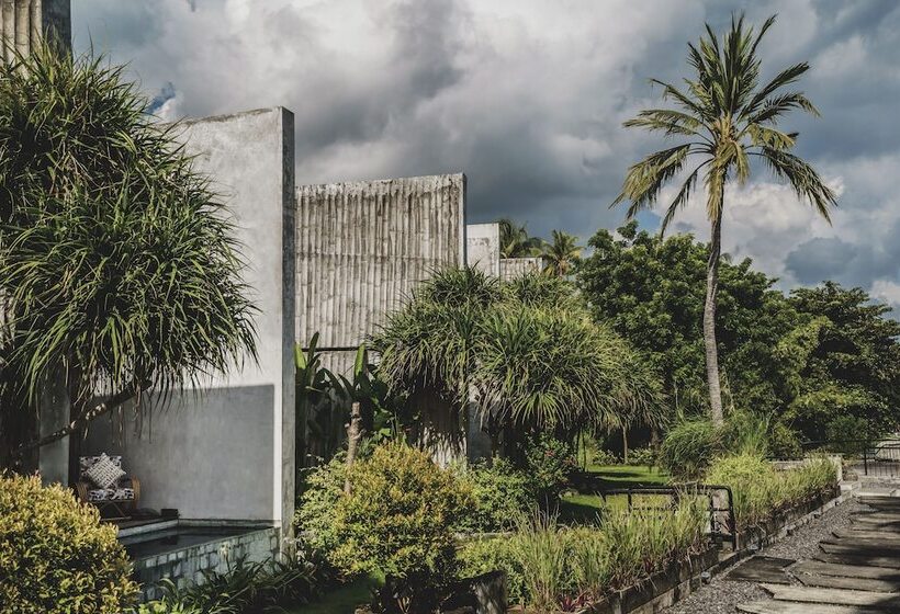 호텔 The Tiing Tejakula Villas