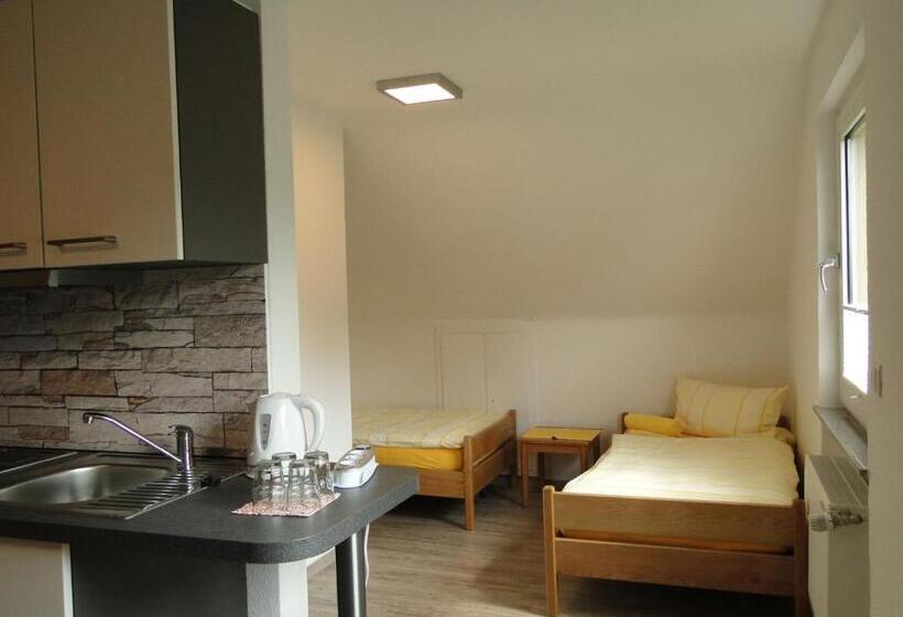 ペンション Haus St. Josef