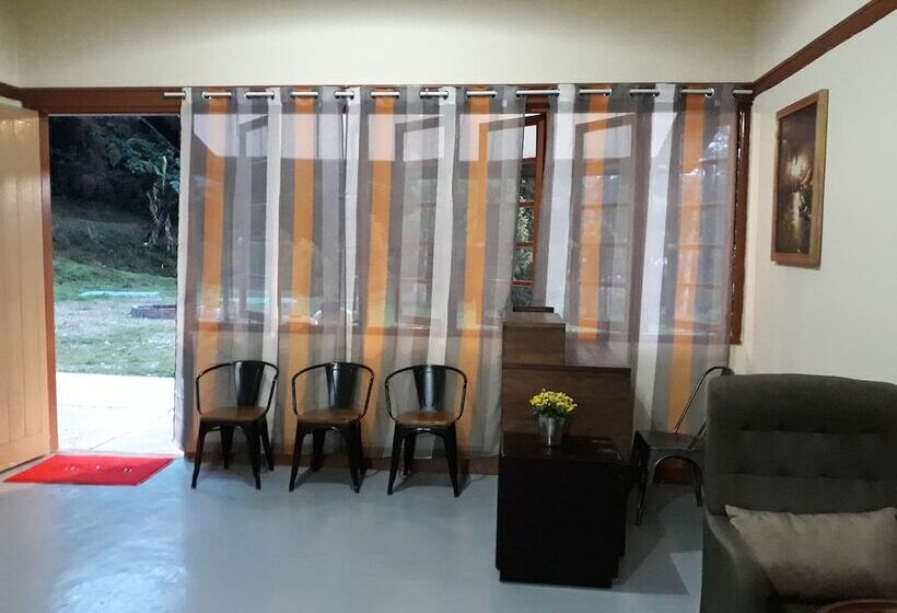 Garden Guest House   Hostel