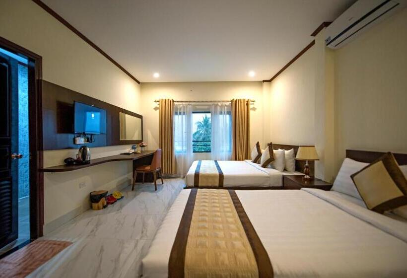 هتل Premier Vang Vieng