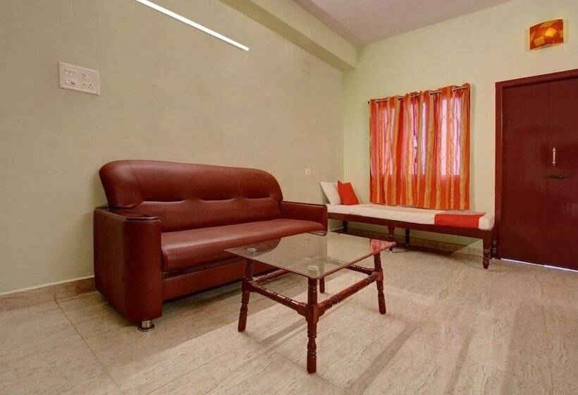 هتل Radhakrishna By Oyo Rooms