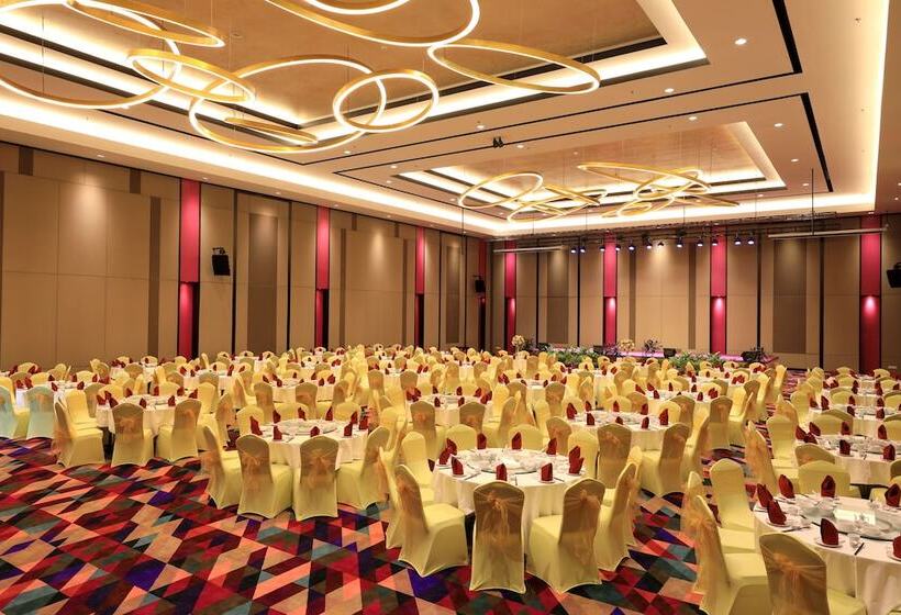 هتل The Zuri Pekanbaru