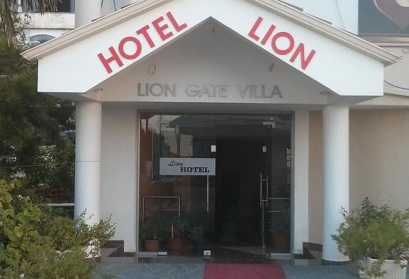 هتل Lion Gate