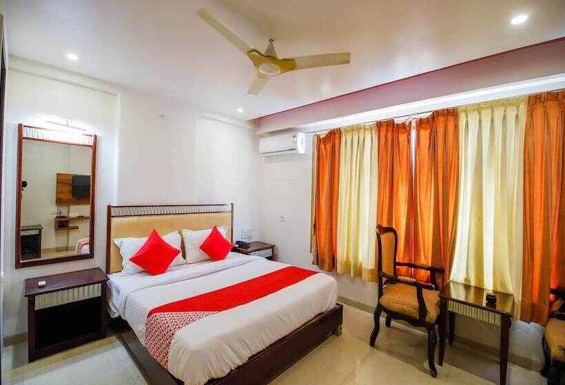 فندق Metro By Oyo Rooms
