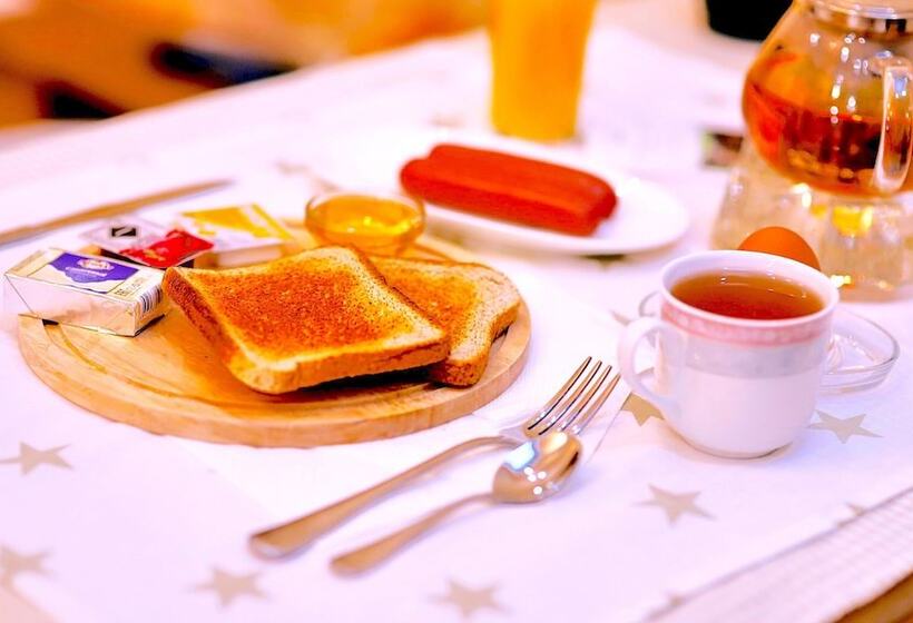 Modern History Apartments