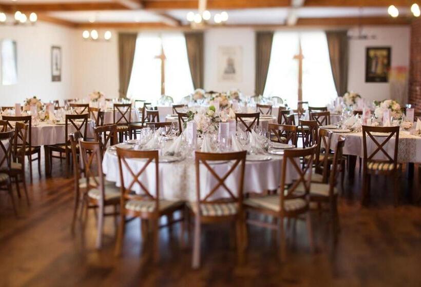 膳宿费 Cedrowy Dworek