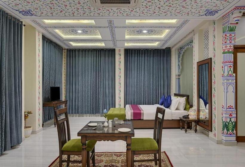 The Everest Hill Resort