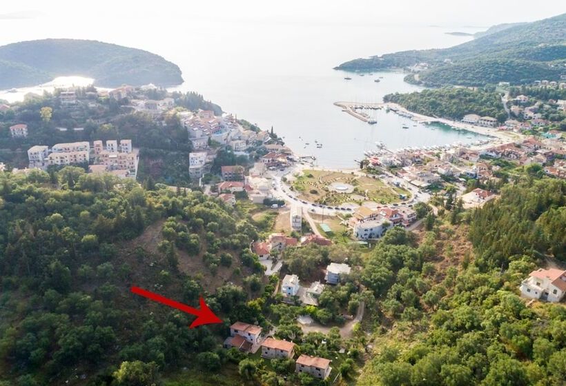 پانسیون Anneta Studios