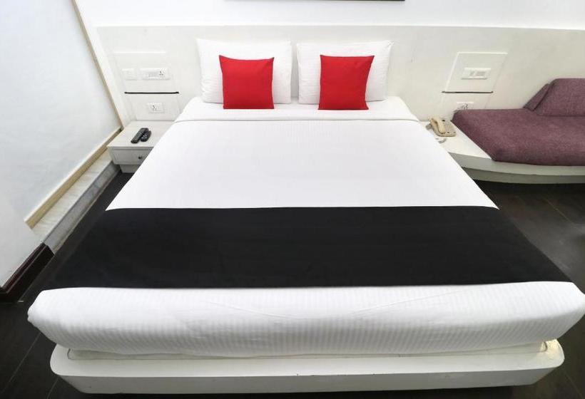 فندق Capital O 2199 The Toy
