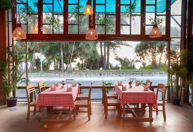 هتل Phuket Island View Resort   Sha Extra Plus
