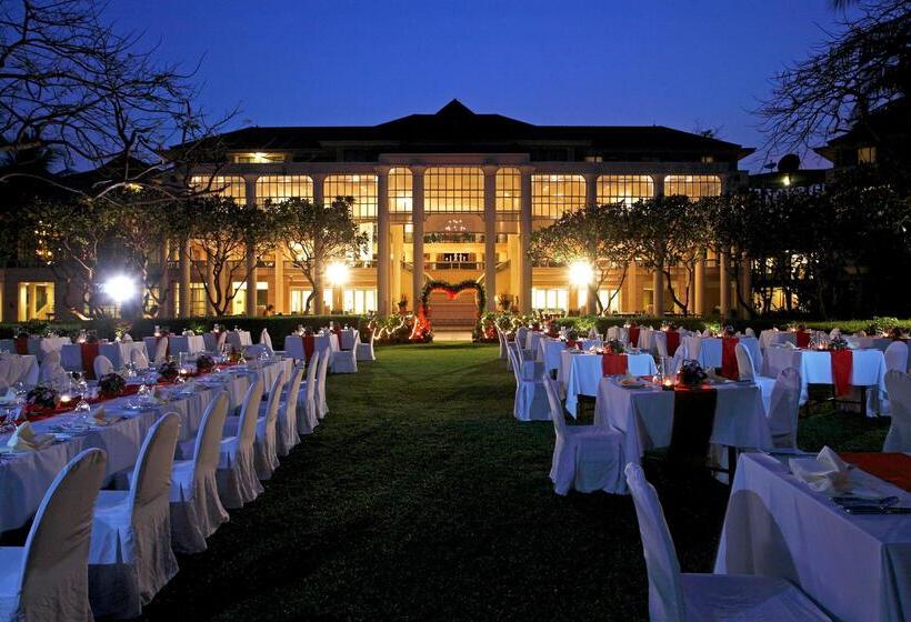استراحتگاه Centara Reserve Samui