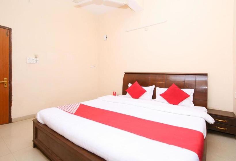 酒店 Sports Club Of Jabalpur By Oyo Rooms