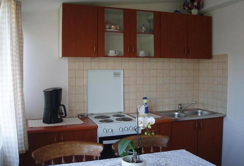 پانسیون Guesthouse Tariba