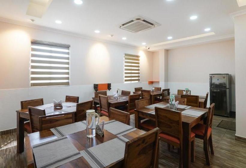 هتل Treebo Trend Madras Inn