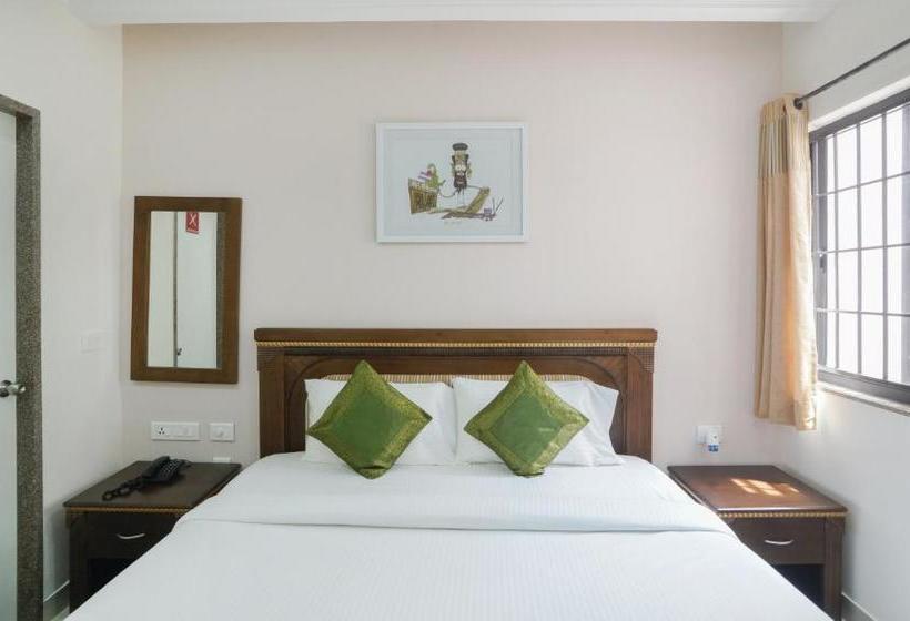 هتل Treebo Trend Madras Inn