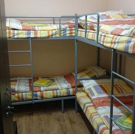 Hostel Fresh