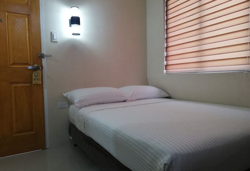 فندق Eon Centennial Express