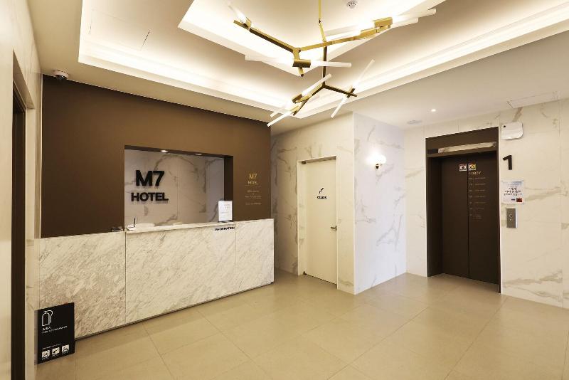 هتل M7