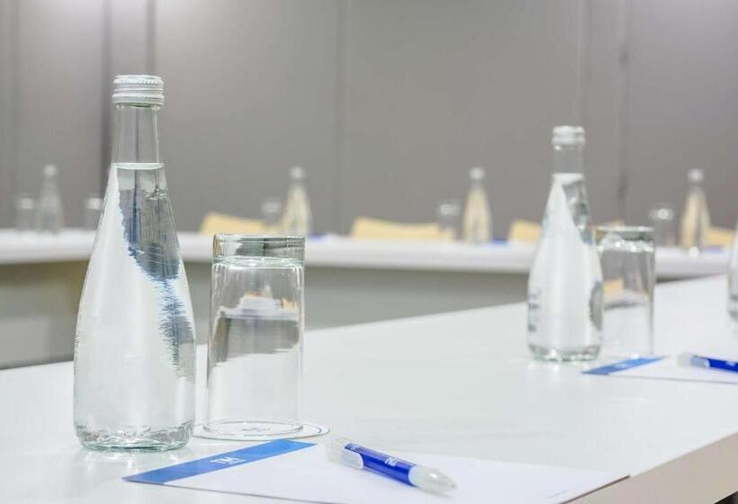 ホテル NH Cali Boulevard del Río