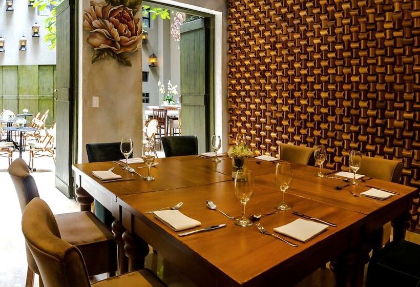 ホテル NH Cali Boulevard del Río