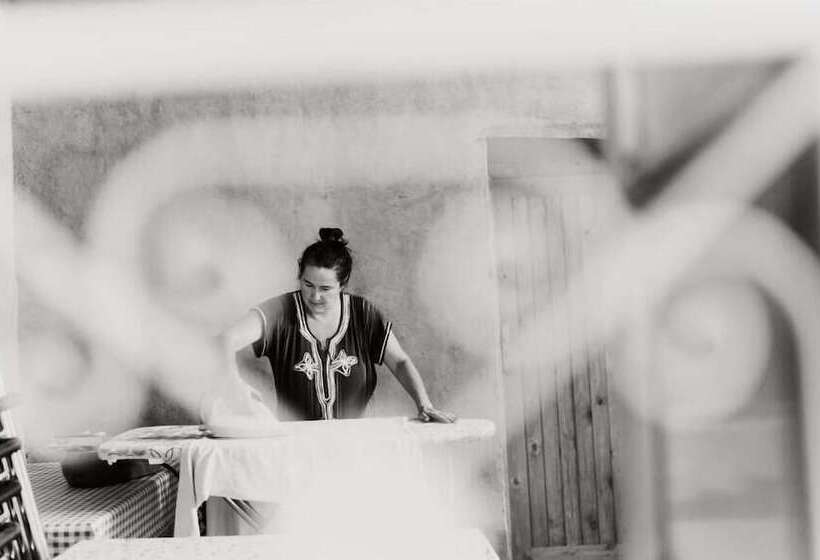 Khamlia Desert Bed & Breakfast