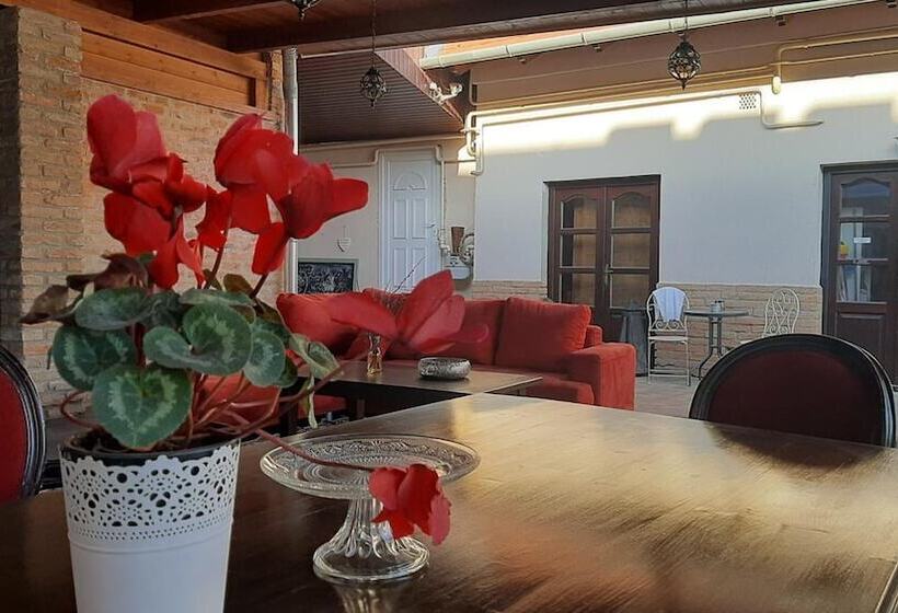 Пансион Guest House Romantika Panzio