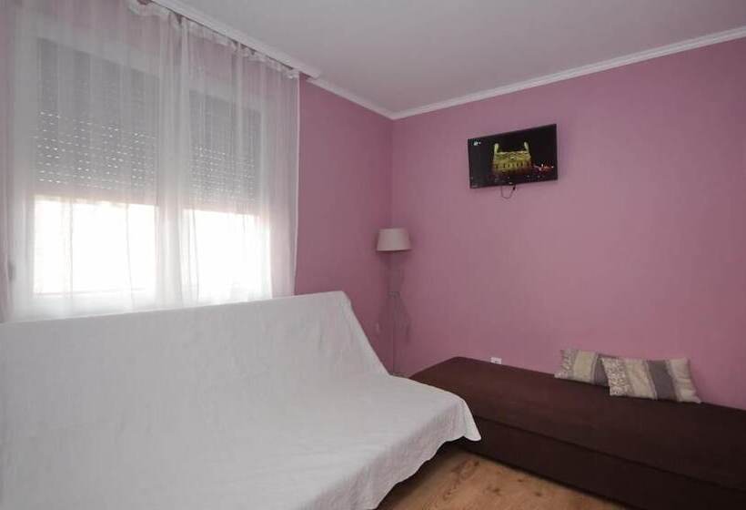 Пансион Guest House Romantika Panzio