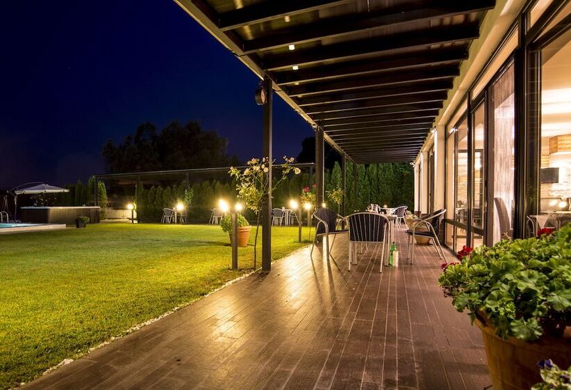 پانسیون Guest House Panorama Aqualux With Free Parking