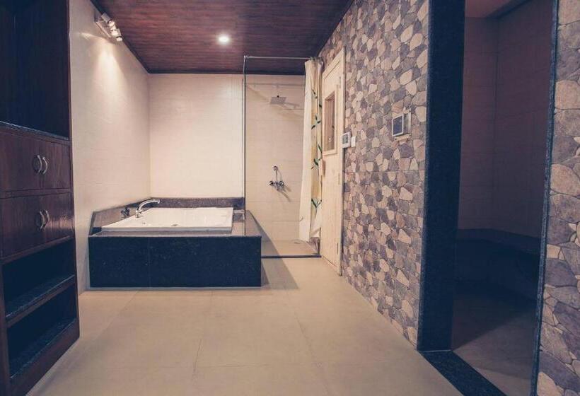 Blue Pine Resort