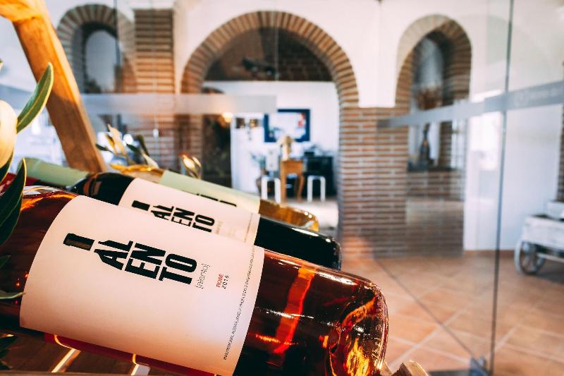 Monte Do Colmeal  Country House & Wine