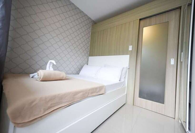 Usp Suites At Shore Residences