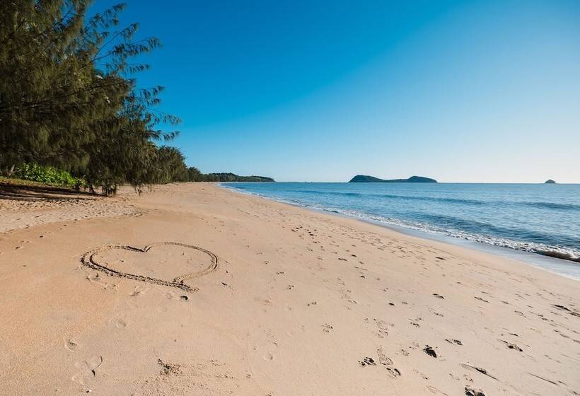 Villa Beach Palm Cove