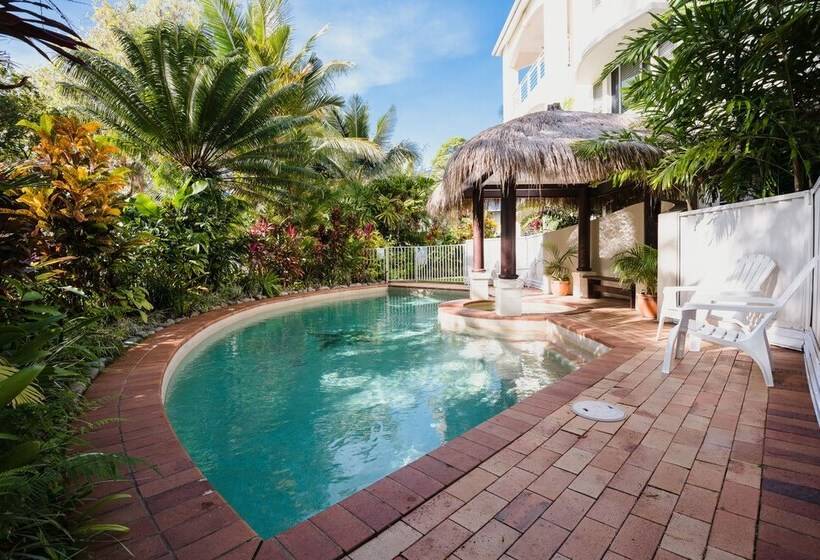 Villa Beach Palm Cove
