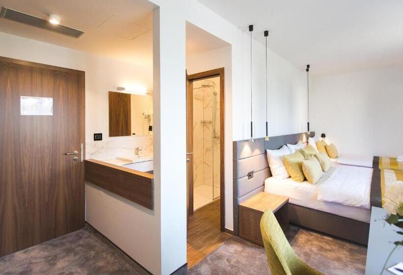 هتل Bel Residence