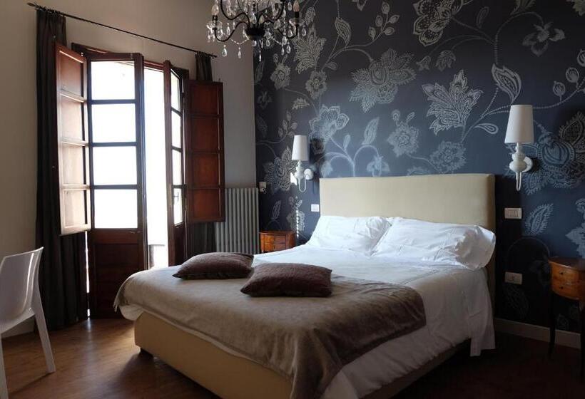 פנסיון La Rocca Guest House & Spa
