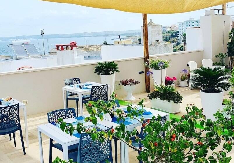 تختخواب و صبحانه Dei Del Mare Extra Luxury
