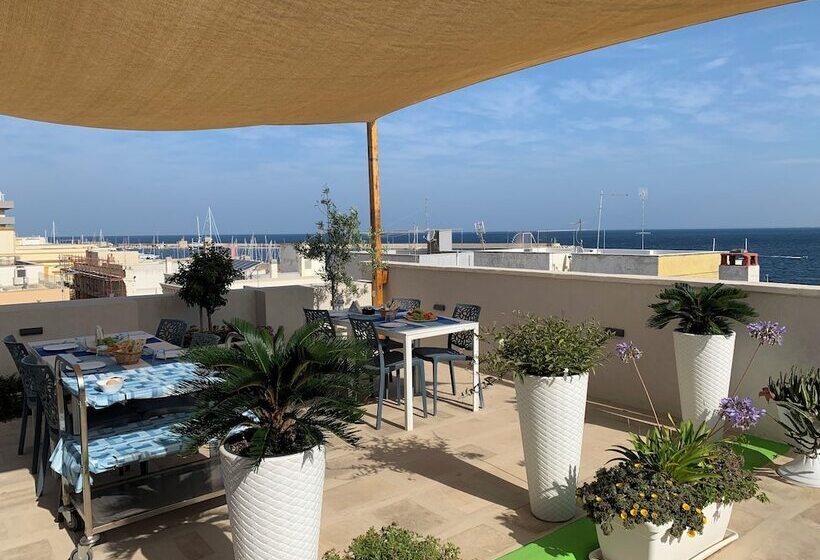 تختخواب و صبحانه Dei Del Mare Extra Luxury