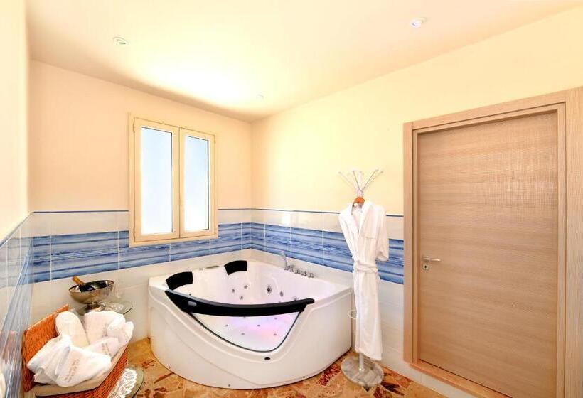 تختخواب و صبحانه Dei Del Mare Extra Luxury