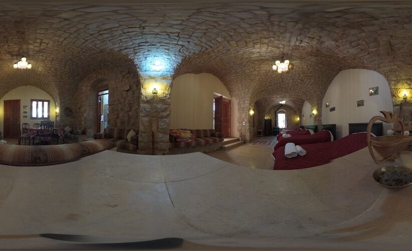 Boustany Guest House   Hostel