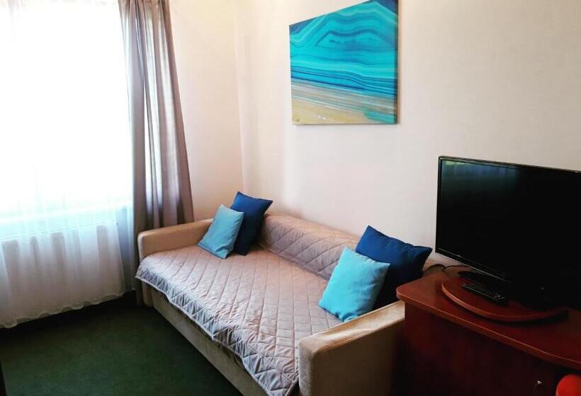 هتل Malachit Karpacz Spa