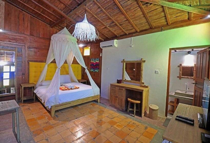 پانسیون Salim Beach Resort