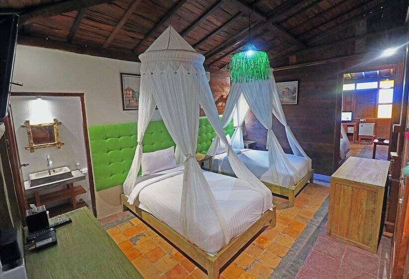 پانسیون Salim Beach Resort